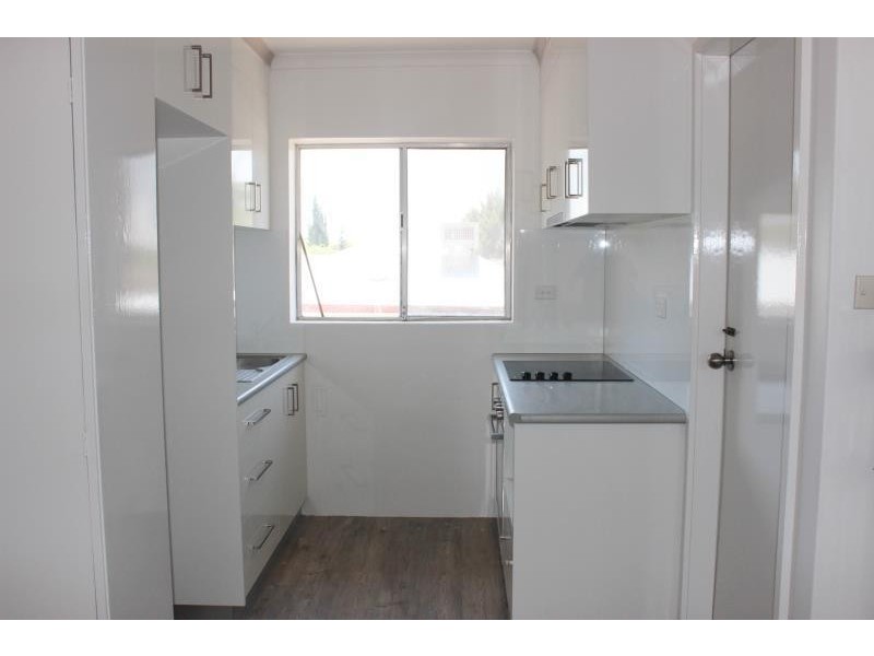 3/187 Lake Albert Road, Kooringal NSW 2650