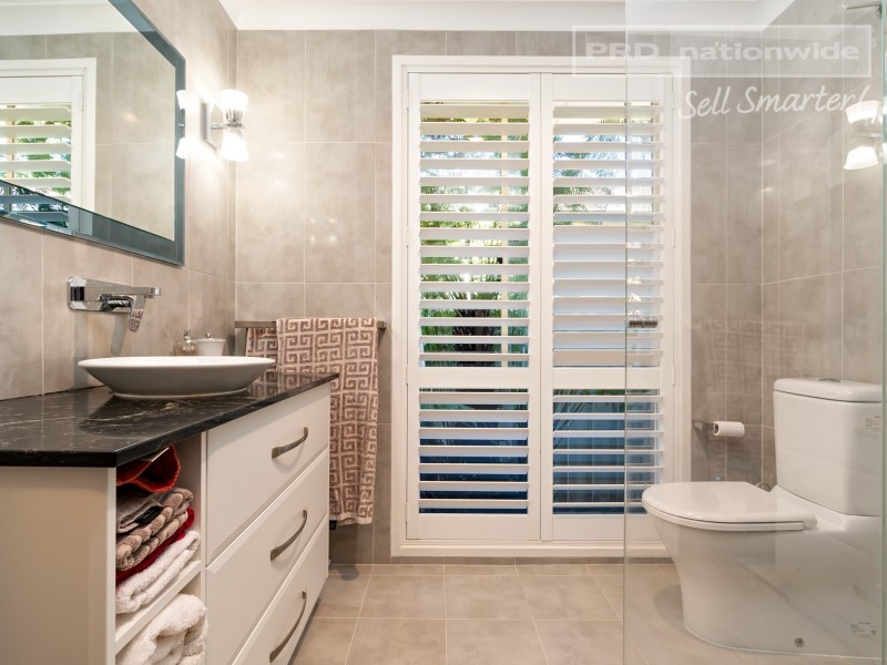 14 Lavender Place, Lake Albert NSW 2650