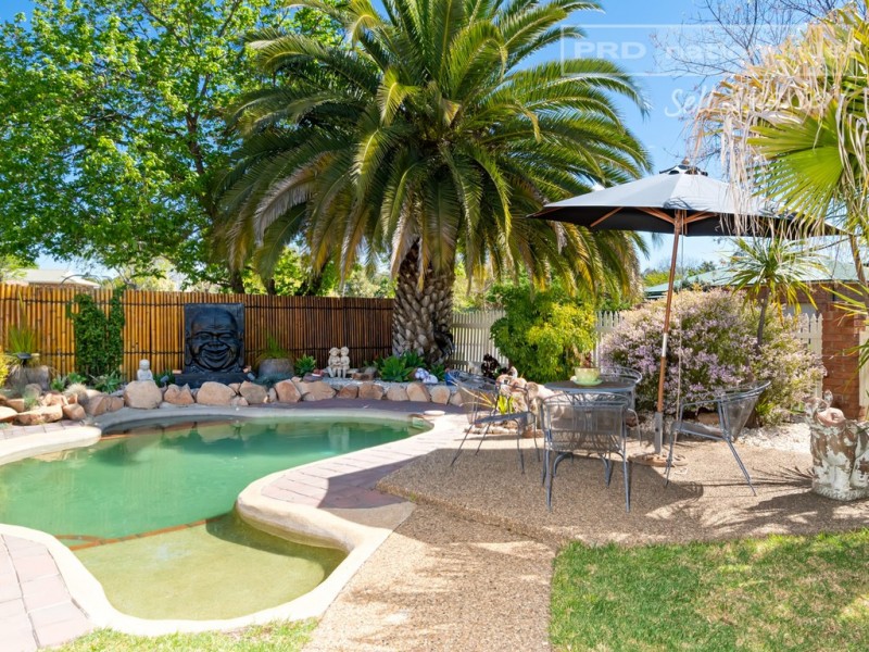 14 Lavender Place, Lake Albert NSW 2650