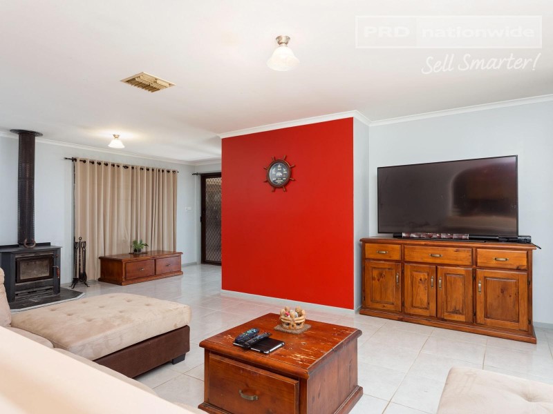 11 Uranquintry Street, Uranquinty NSW 2652