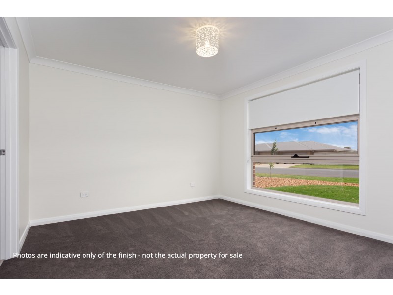 2/16 Rainbow Drive, Estella NSW 2650