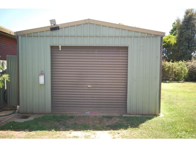 27 Telopea Crescent, Lake Albert NSW 2650 Floorplan