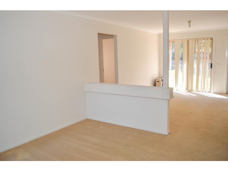 7 Matheson Place, Estella NSW 2650