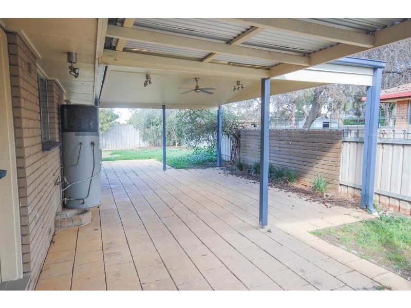 1 Hurd Street, Ashmont NSW 2650