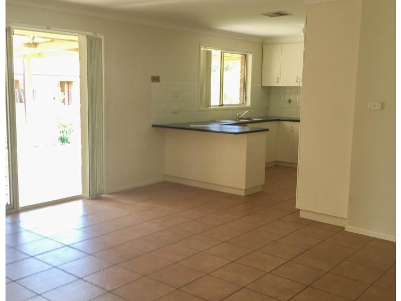 61 Veale street, Ashmont NSW 2650