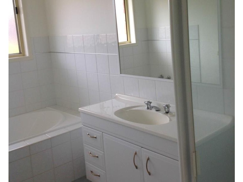 61 Veale street, Ashmont NSW 2650