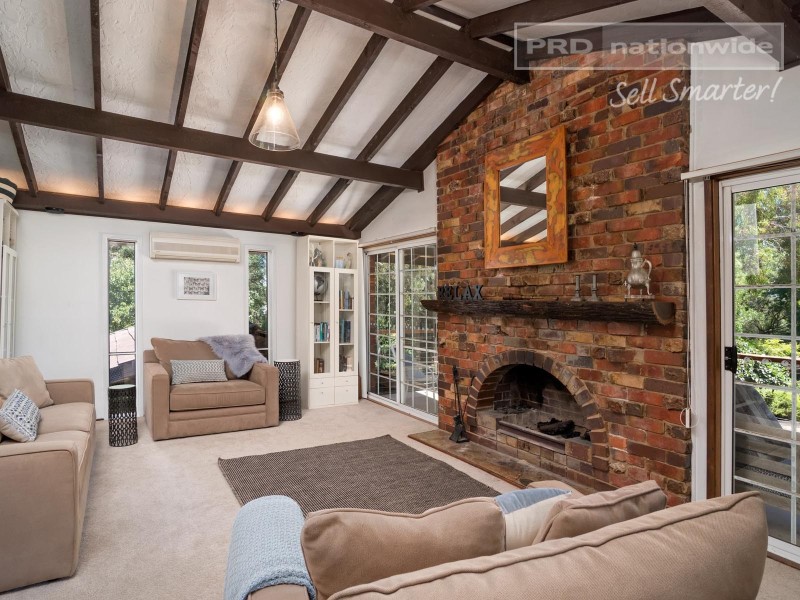 6 Poplar Road, Lake Albert NSW 2650