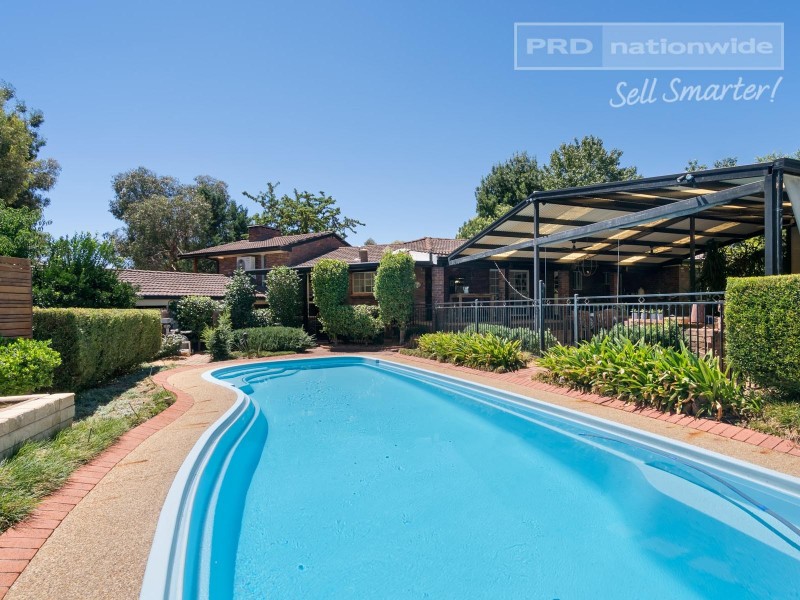 6 Poplar Road, Lake Albert NSW 2650