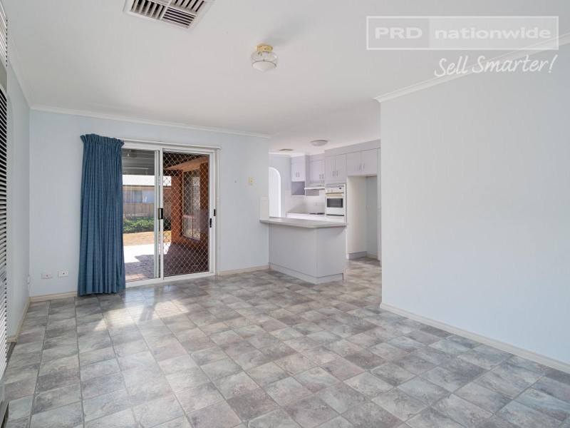 6 Hurd Street, Ashmont NSW 2650