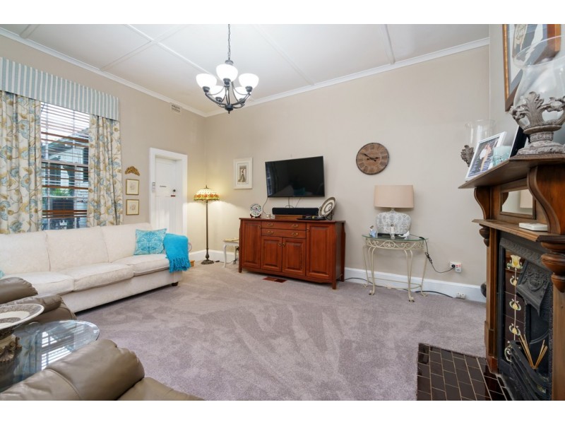 58 Gurwood Street, Wagga Wagga NSW 2650