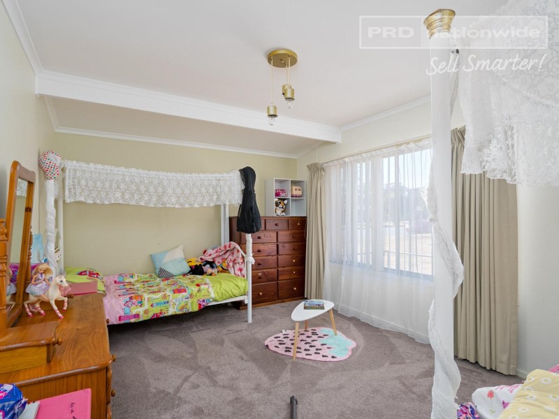 10 Ferrier Street, Lockhart NSW 2656