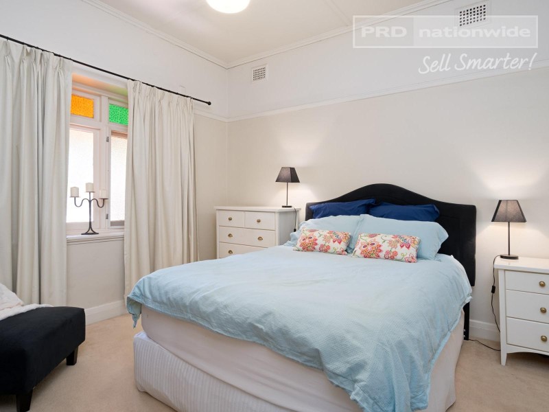 4 Rhoda Avenue, Wagga Wagga NSW 2650