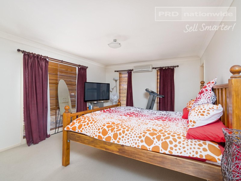 19 Yanko Crescent, Bourkelands NSW 2650