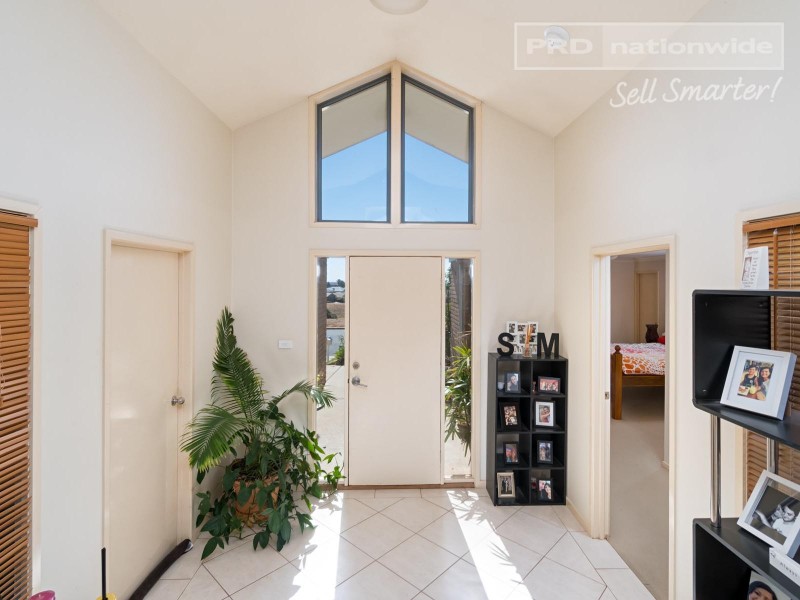 19 Yanko Crescent, Bourkelands NSW 2650