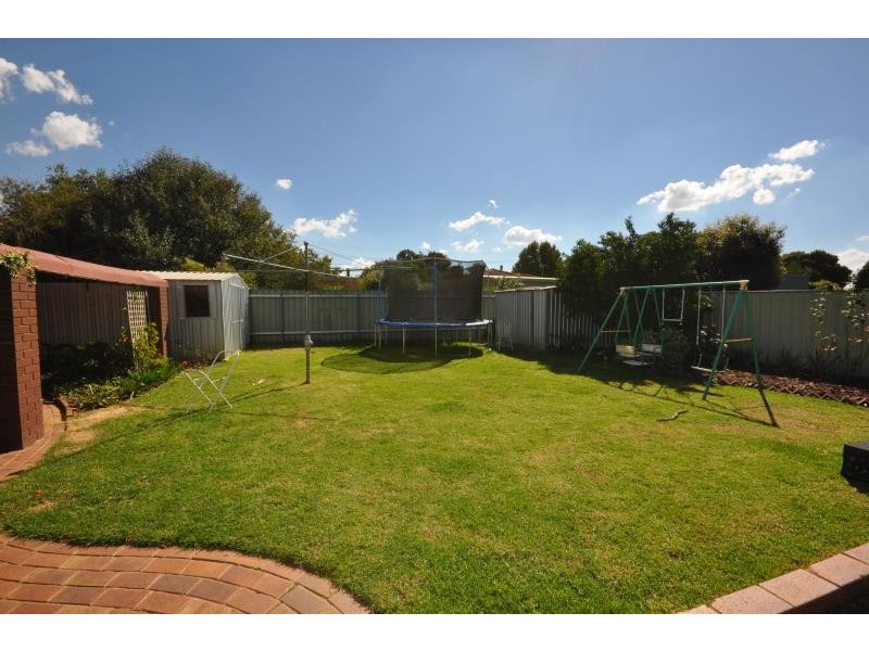 6 Forrest Street, Lake Albert NSW 2650