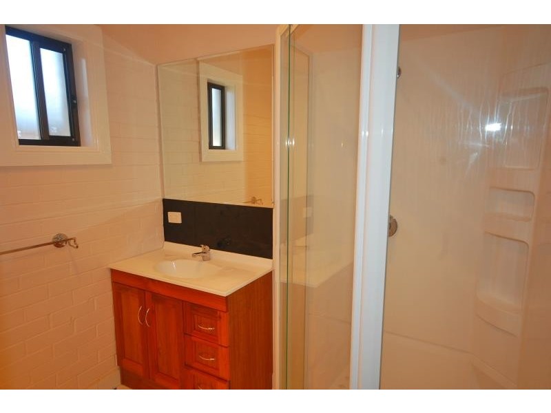 3 Vanda Street, Lake Albert NSW 2650