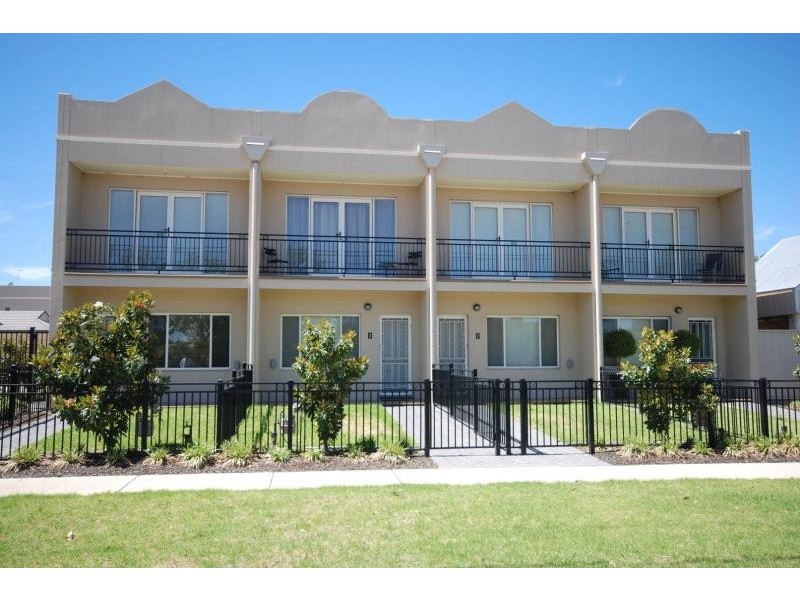 4/20 Travers Street, Wagga Wagga NSW 2650