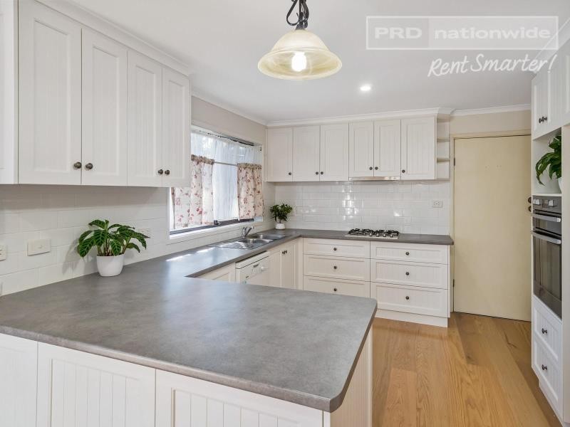 3 Dove Street, Mount Austin NSW 2650