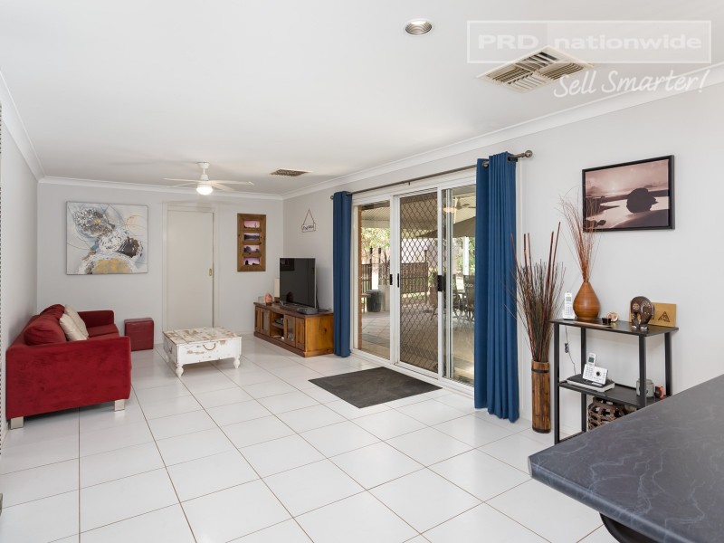 13 Lamilla Street, Glenfield Park NSW 2650
