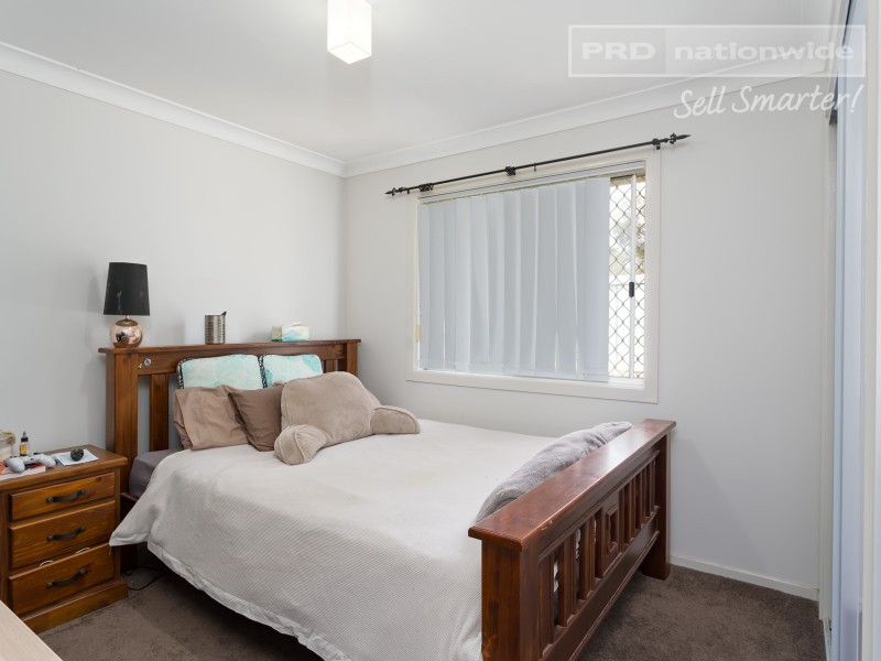13 Lamilla Street, Glenfield Park NSW 2650