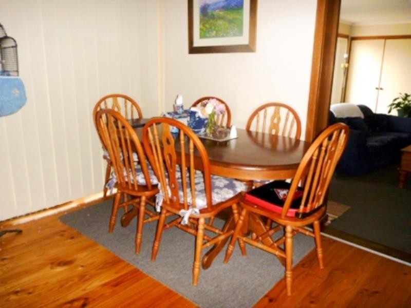 4 Marnock Place, Ashmont NSW 2650