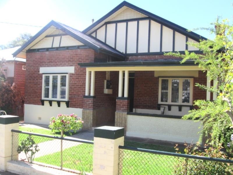 21 Brookong Avenue, Wagga Wagga NSW 2650