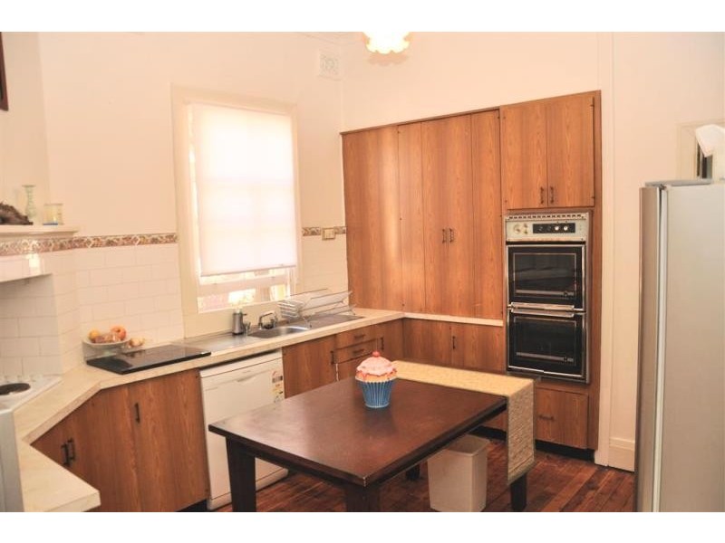 21 Brookong Avenue, Wagga Wagga NSW 2650