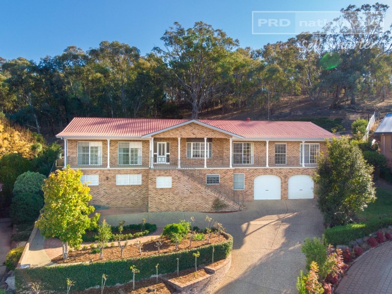 2 Loru Close, Kooringal NSW 2650