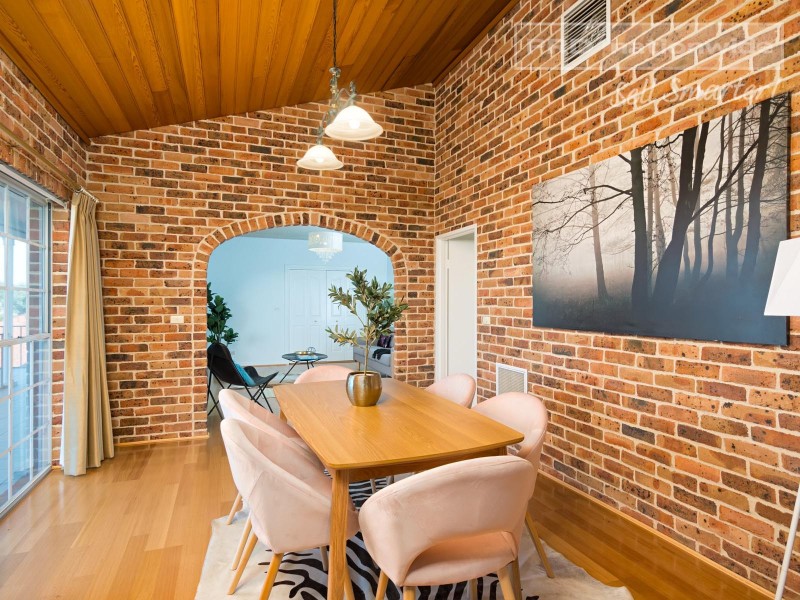 2 Loru Close, Kooringal NSW 2650