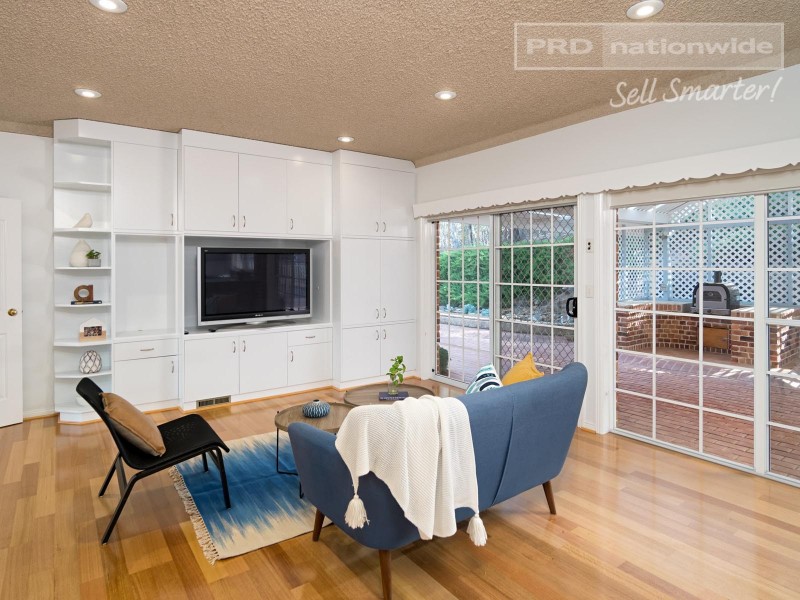 2 Loru Close, Kooringal NSW 2650