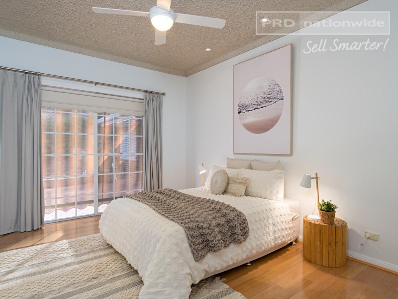 2 Loru Close, Kooringal NSW 2650