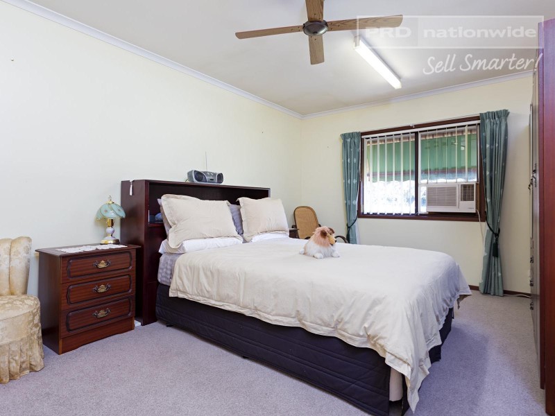 8 Lonergan Place, Wagga Wagga NSW 2650
