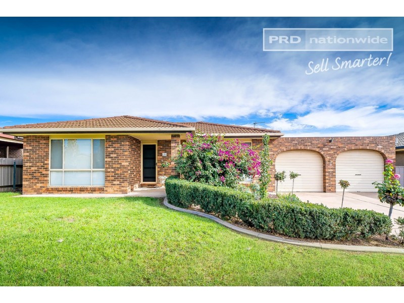 79 Dalman Parkway, Glenfield Park NSW 2650