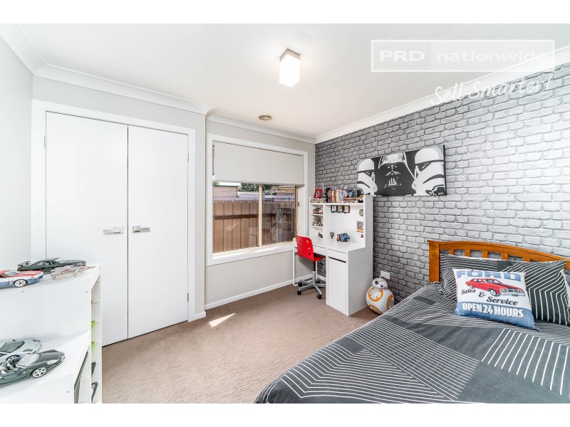 79 Dalman Parkway, Glenfield Park NSW 2650