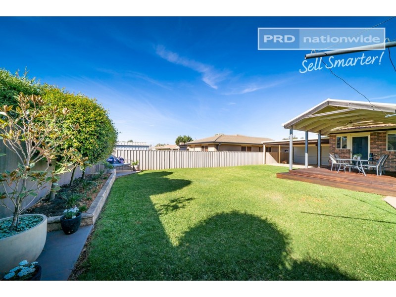 79 Dalman Parkway, Glenfield Park NSW 2650