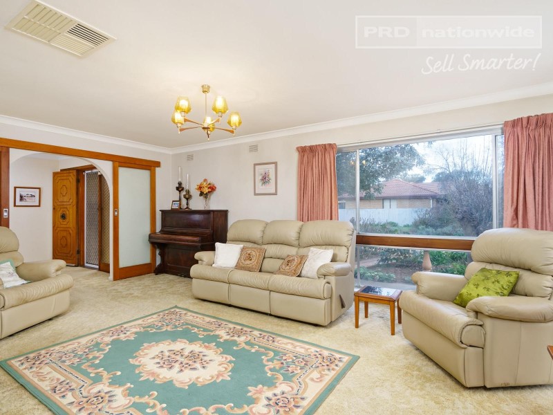 16 Davidson Street, The Rock NSW 2655
