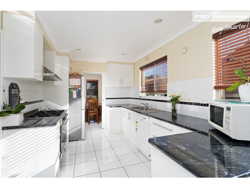 85 Raye Street, Tolland NSW 2650