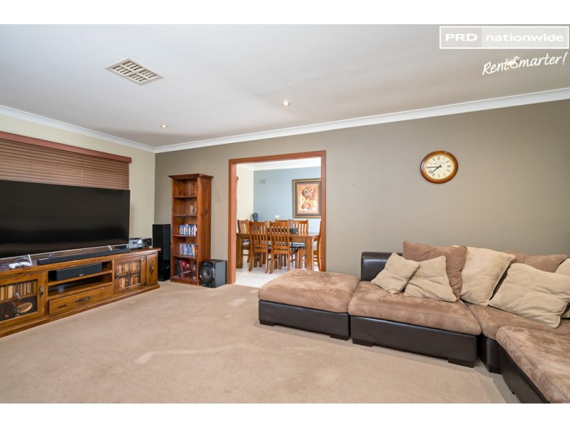 85 Raye Street, Tolland NSW 2650