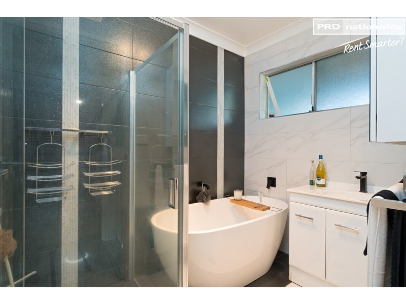 85 Raye Street, Tolland NSW 2650