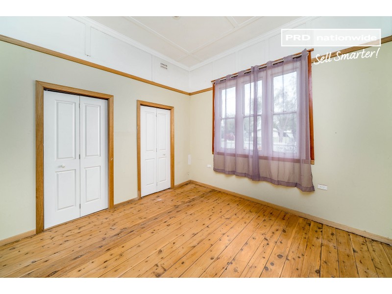 19 Ferrier Street, Lockhart NSW 2656