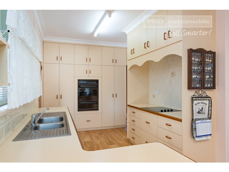 20 Freyberg Street, Ashmont NSW 2650