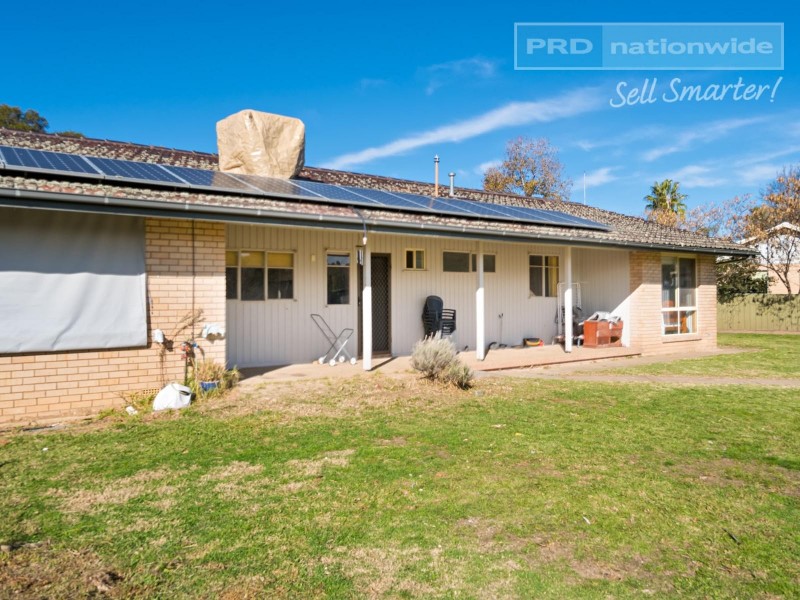 7 Norfolk Avenue, Lake Albert NSW 2650