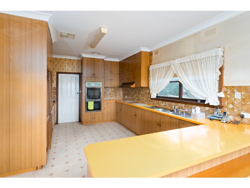 11 Missouri Avenue, Tolland NSW 2650
