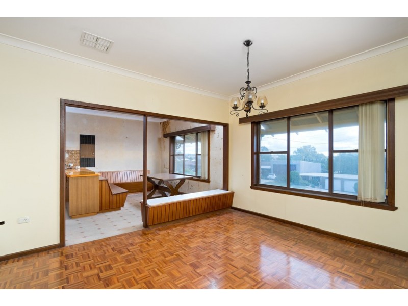 11 Missouri Avenue, Tolland NSW 2650