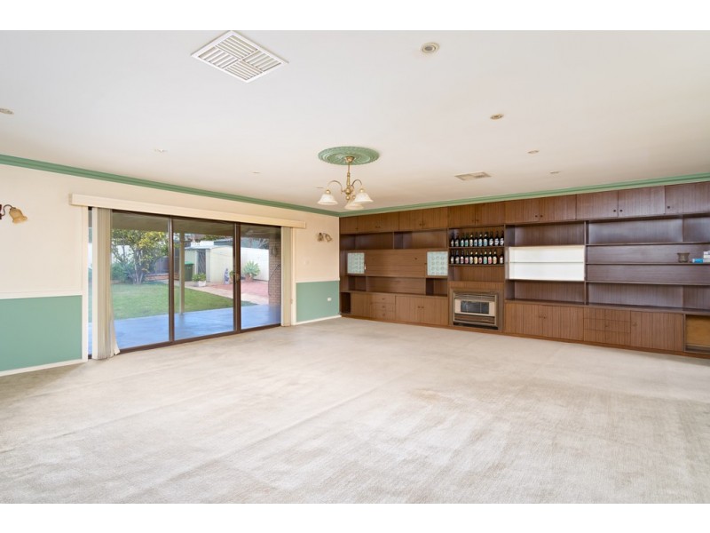 11 Missouri Avenue, Tolland NSW 2650