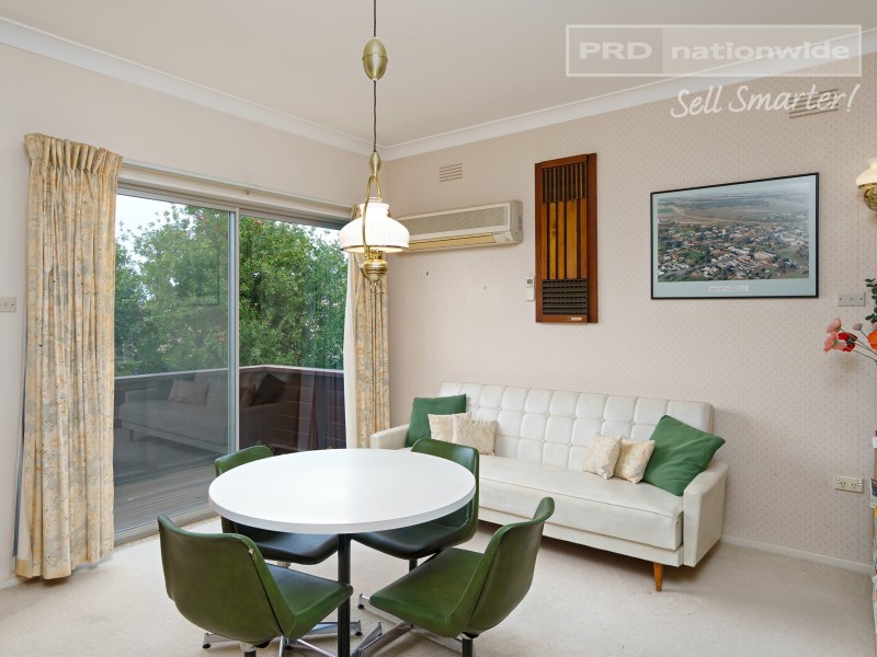 2 Fairview Street, Kooringal NSW 2650