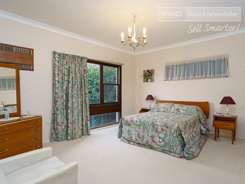 2 Fairview Street, Kooringal NSW 2650