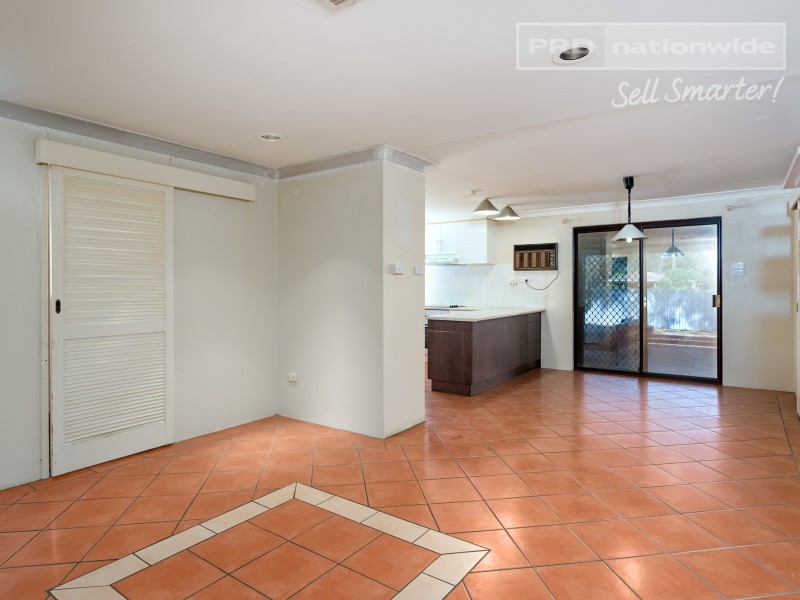 67 Alder Road, Lake Albert NSW 2650