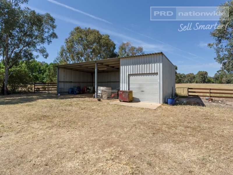 67 Alder Road, Lake Albert NSW 2650
