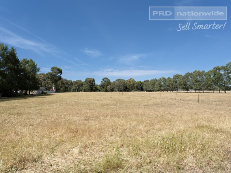 67 Alder Road, Lake Albert NSW 2650